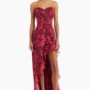 Amanda Uprichard Red and Black Strapless Gown with Sweetheart Neckline